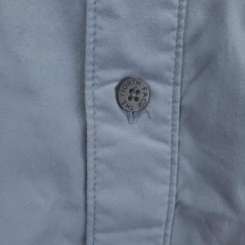 The North Face Shirt Mens Large Blue Vented Fishing Classic Button-Up